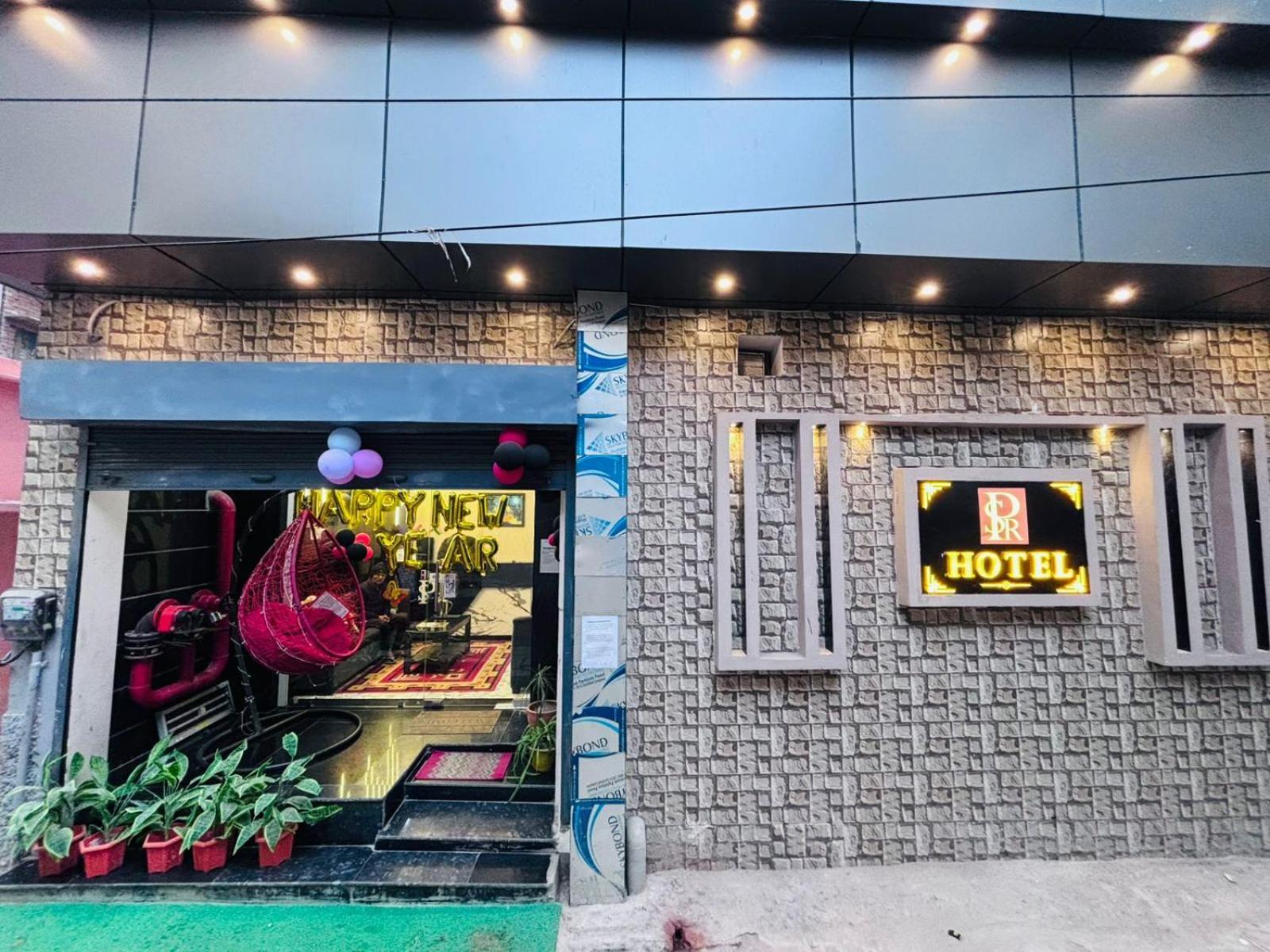 Hotel Ps Residency Varanasi Luaran gambar